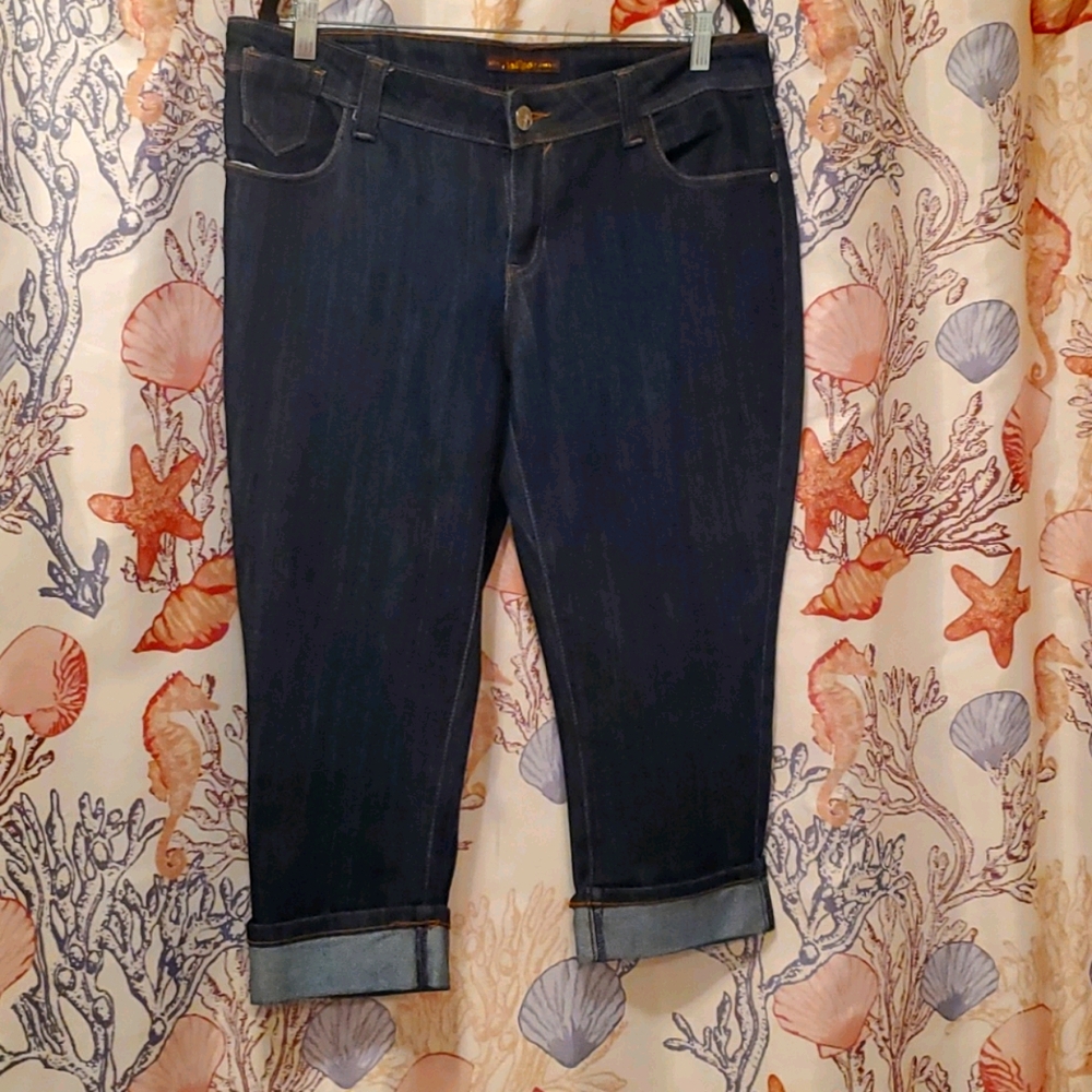 NWOT Denim Capris